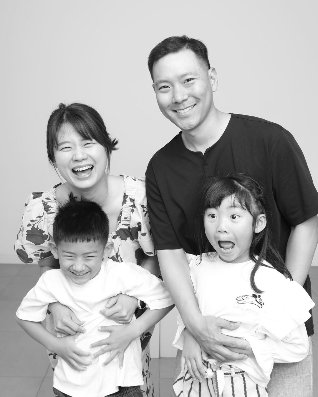 Jay Lee with his family